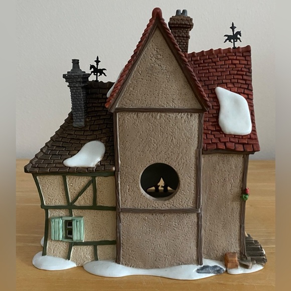 Dept 56 Dickens’ Village Series 1996 “Nettie Quinn Puppets & Marionettes” #58344 - Picture 4 of 16